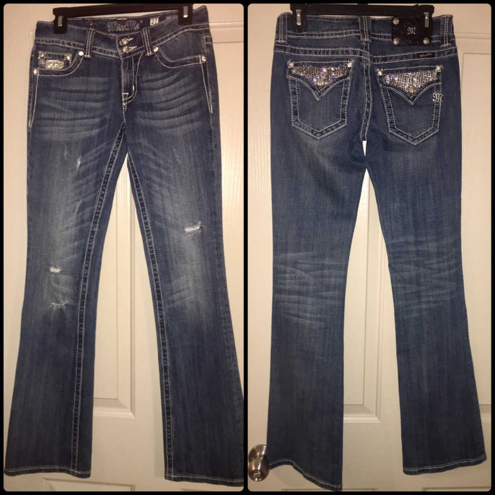 🔥 SOLD 🔥 Miss Me Medium Wash Boot Cut Jeans